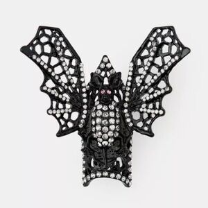 NWT ZARA  faux diamond Bat Statement Ring
